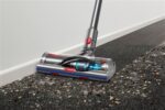 Aspiradora vertical Dyson V15 Detect Absolute de 660 W, color gris - Imagen 10